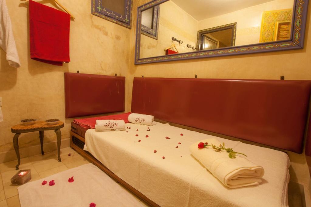Riad Alhambra Harhoura Bagian luar foto